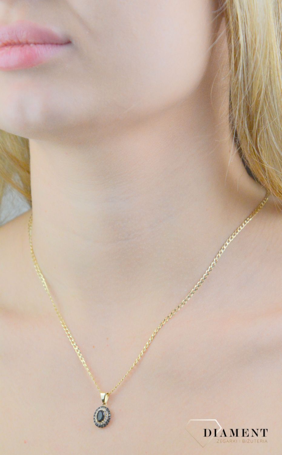 Zawieszka złota owalna z cyrkonią próba 585, ZA 7846 585 Zawieszka wykonana z żółtego 14 karatowego złota o oryginalnej i p.jpg